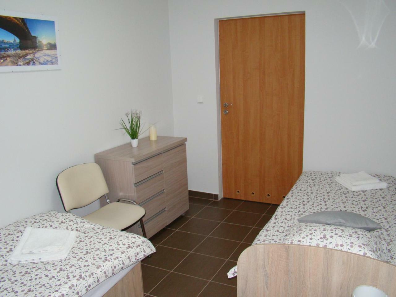 Apartamenty Orle Jelenia Góra Exteriör bild