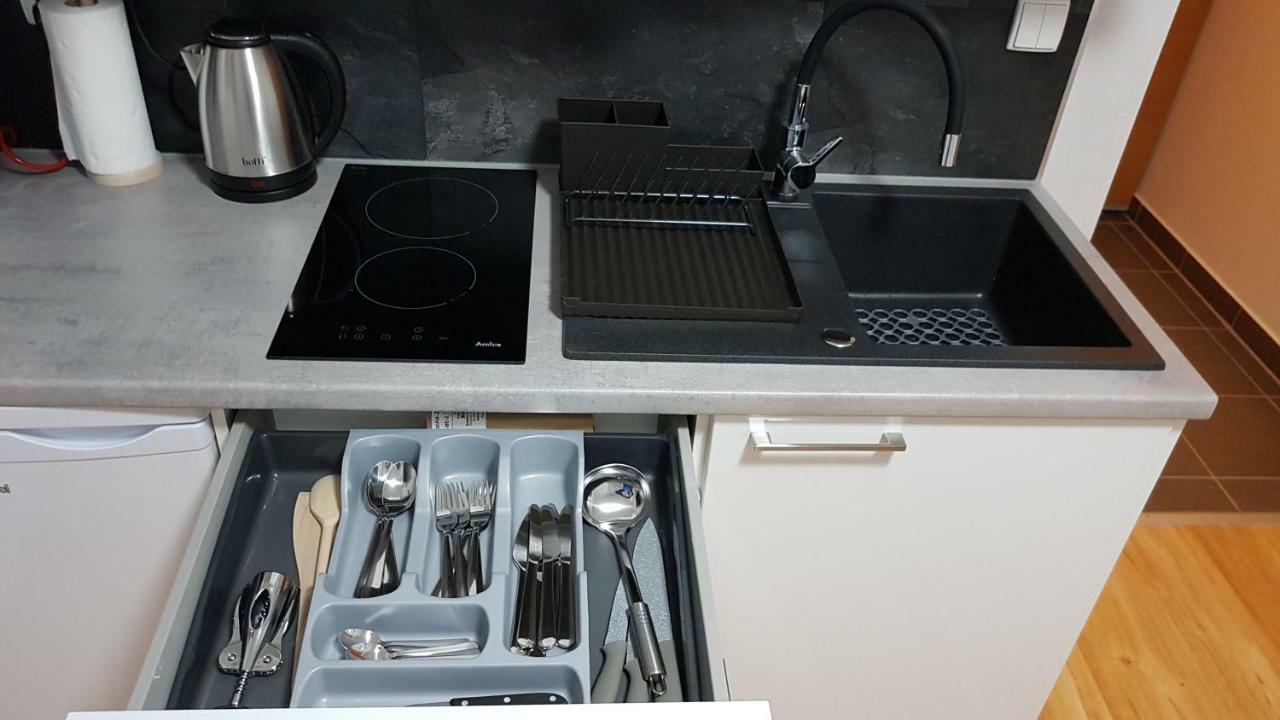 Apartamenty Orle Jelenia Góra Exteriör bild
