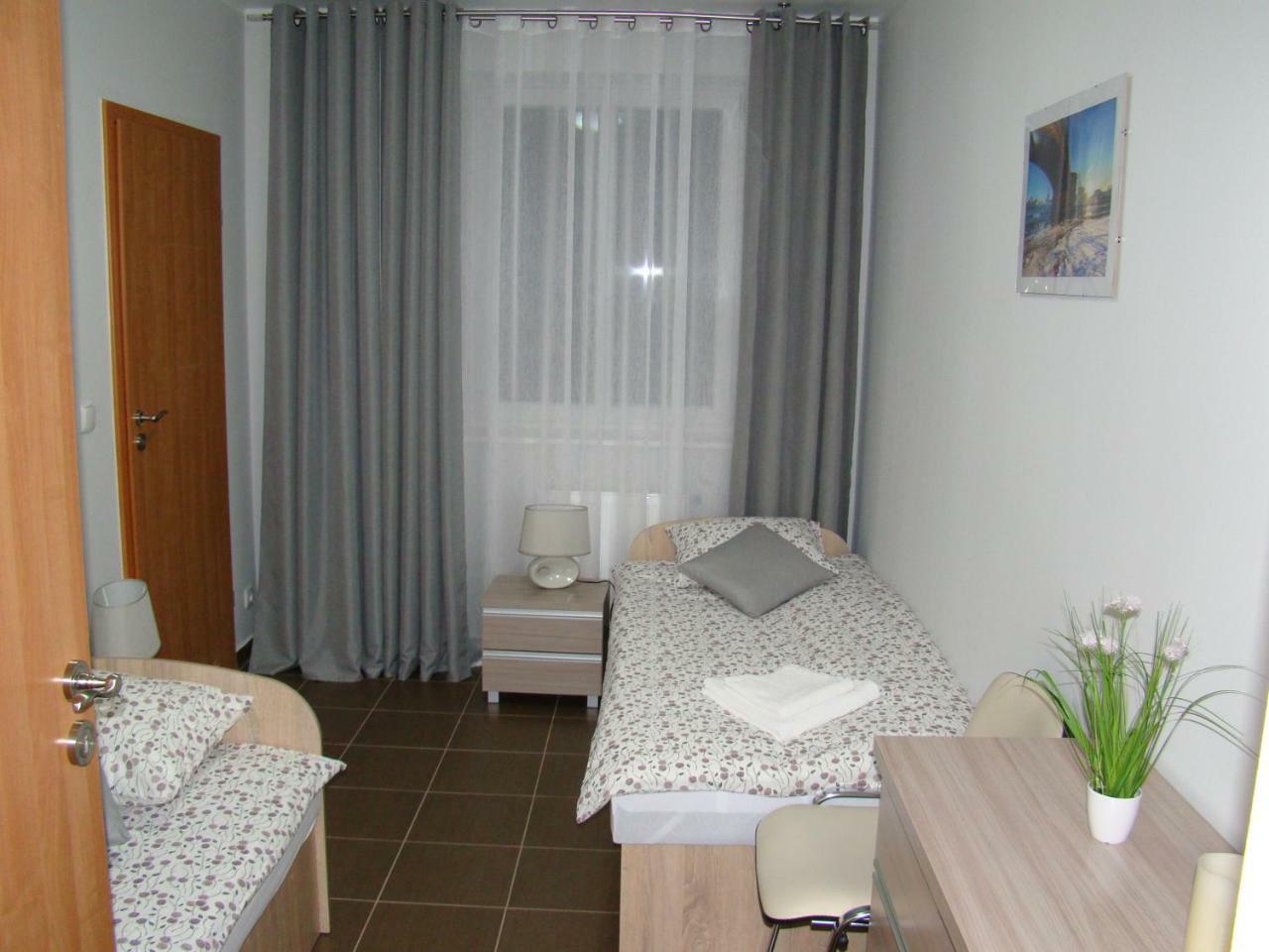 Apartamenty Orle Jelenia Góra Exteriör bild